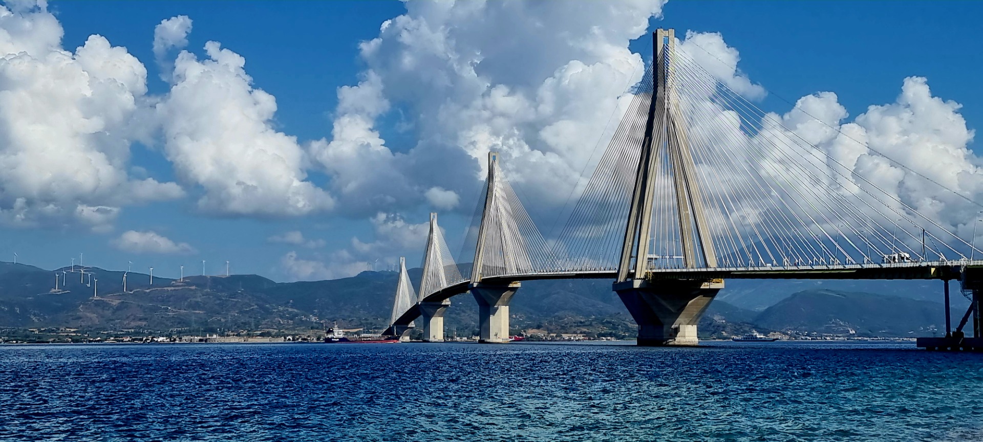 Řecko, Peloponés, most Rio-Antirio