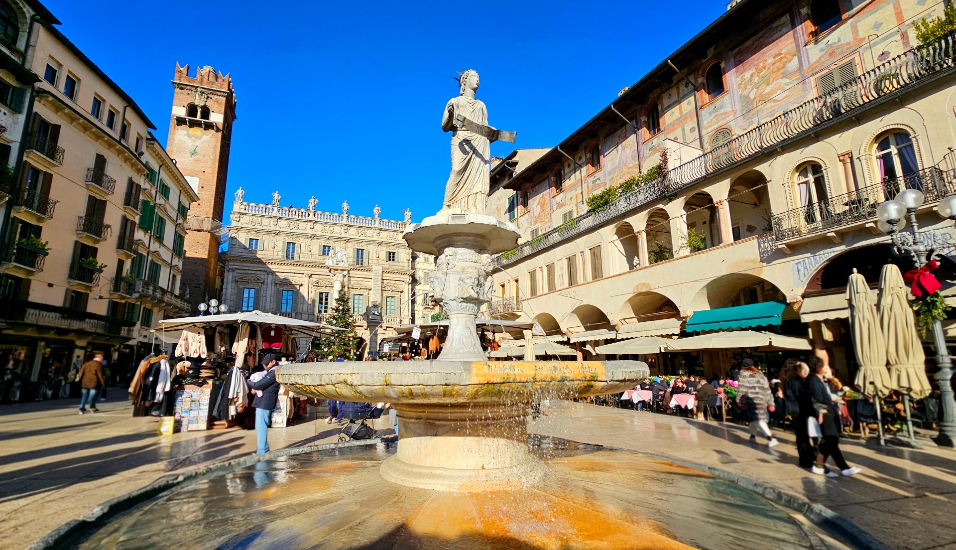 Verona, Piazza delle Erbe