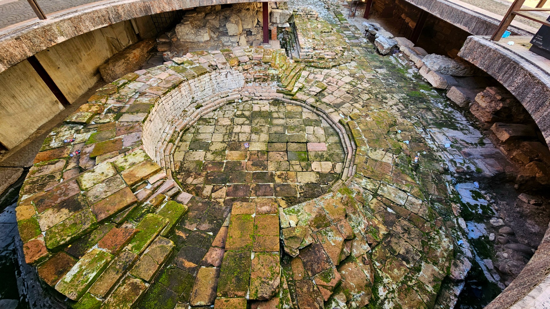 Verona, vykopávky u Porta Leoni