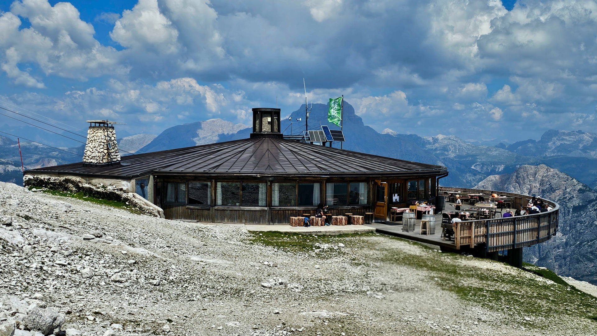Dolomity, Tofana di Mezzo, Capanna Ra Valles
